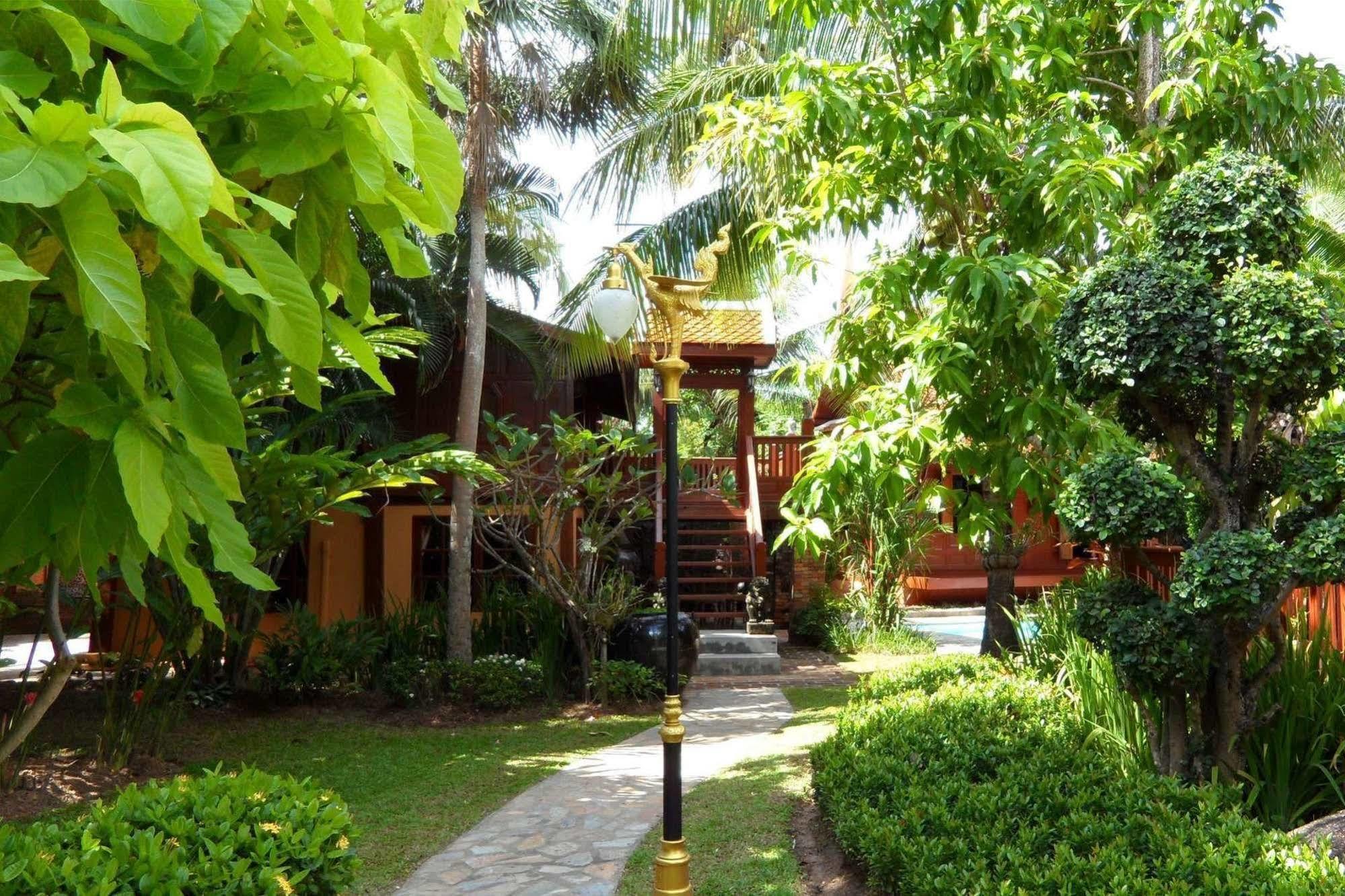 Baan Sang Pathum Hotel Rawai Exterior photo
