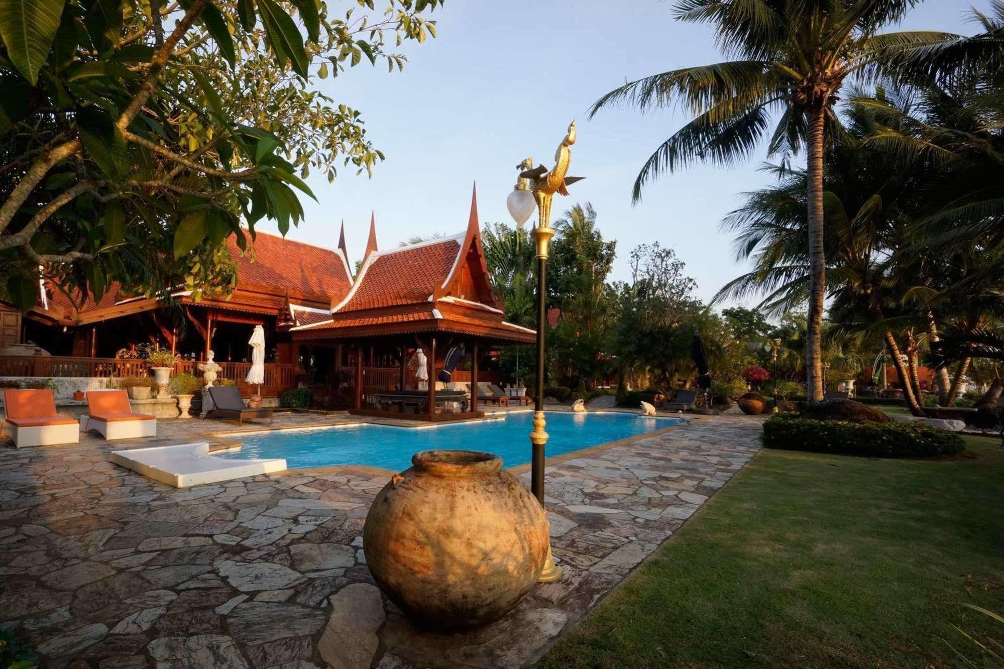 Baan Sang Pathum Hotel Rawai Exterior photo